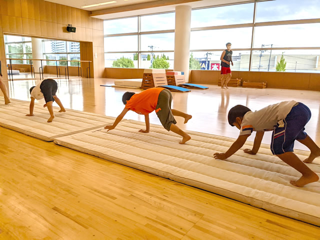 キッズ体操（4・5歳児）（小1・2）