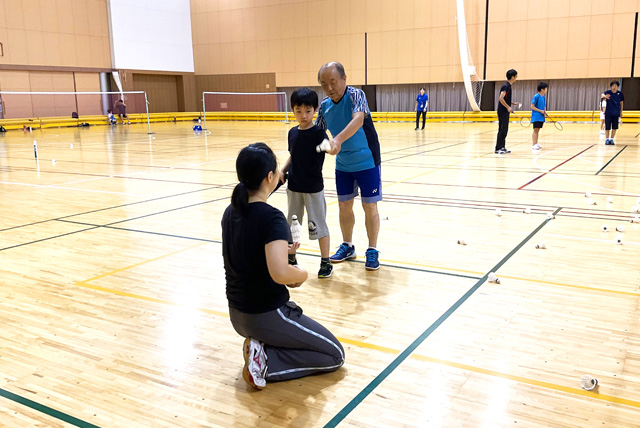 親子バドミントン（小学生とその保護者）