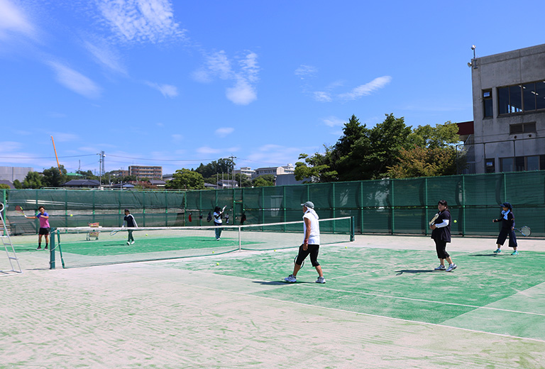 初中級テニス